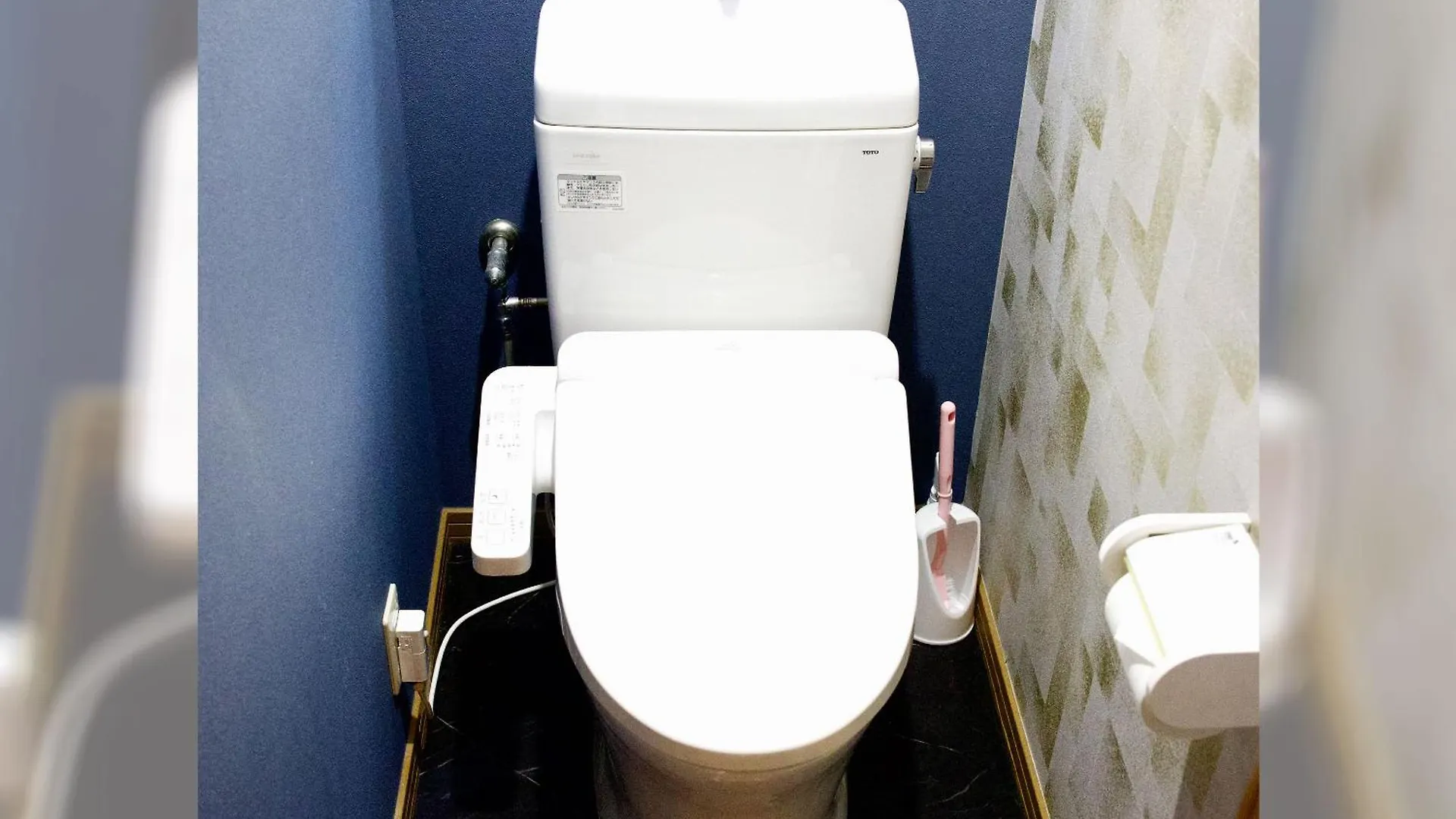 Ｔｅｒａｓｅ Ｈｏｕｓｅ Apartment Osaka 0*,  Japan